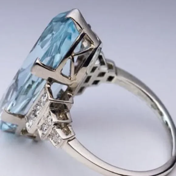 GORGEOUS ❤️925 Sterling Silver Sea Blue Aquamarine Ring Oval - Picture 6 of 10